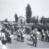 Optocht-in-de-Korenstraat.jpg