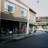 13A_dia-022_Herenstraat Overmars hoeden.jpg