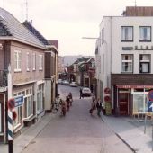 inkijk in de Grotestraat-1973.jpg